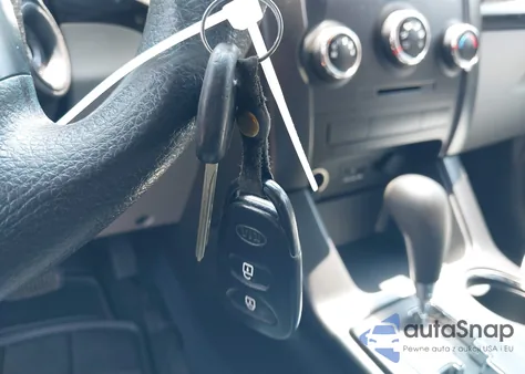 2011 Kia Sorento Lx из США, поврежденный, VIN 5XYKTCA14BG072180